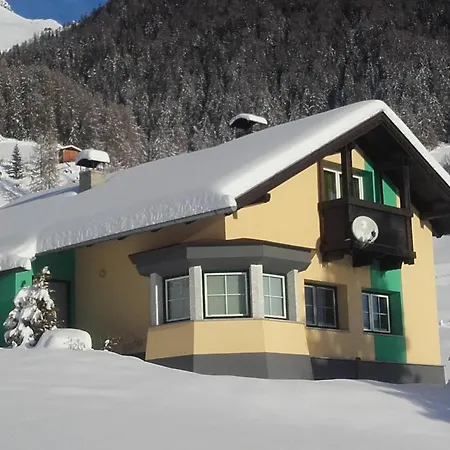 Chalet Rustikal Holiday home Virgen